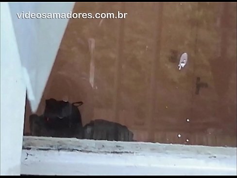 ❤️ Azğın kişi sevgilisini başqa oğlanla izləyir, cütlüyü narahat etmədən sikişmə videosu çəkir ❤ Anal video bizdə ﹏