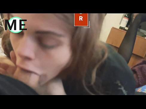 ❤️ Boğaz siki, cırıq külotlu çorap və cırıq dabanlarla tanış olmaq xoşdur ❤ Anal video bizdə ﹏